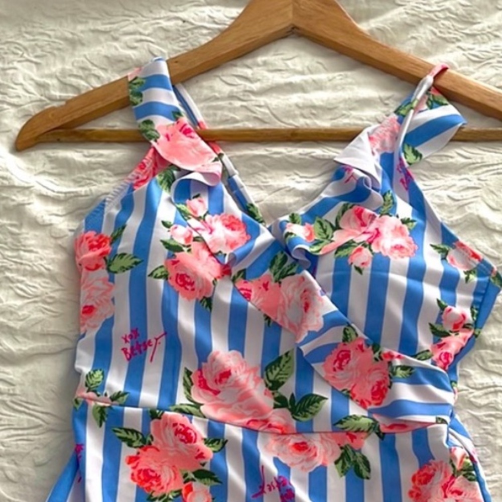 Betsey Johnson Ruffle Flower Swimsuit - Picture 4 of 6